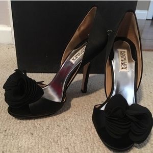 Bagdley Mischka Randall Pump